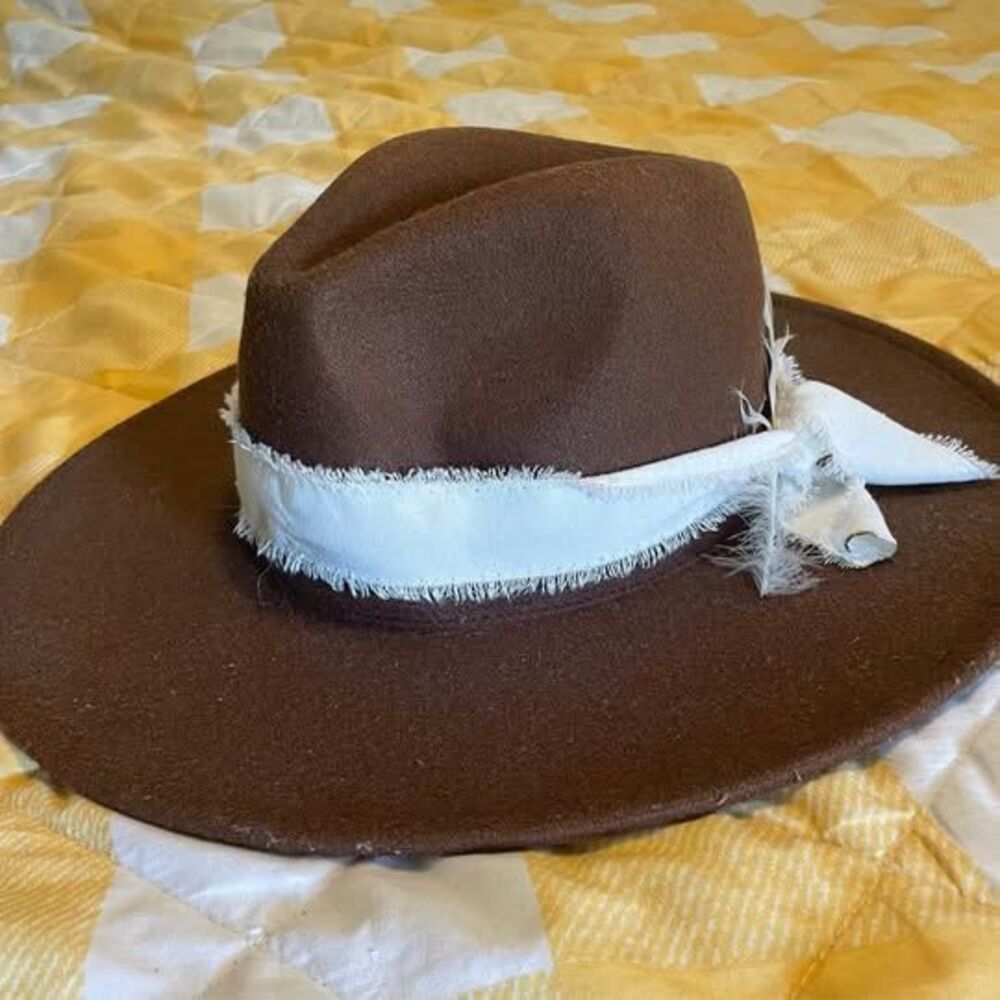Brown Wide-Brim Fedora Hat with Frayed White Band
